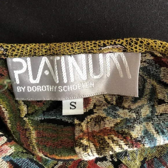 Vintage Platinum by Dorthy schoelen floral top. Size S. - Picture 4 of 4